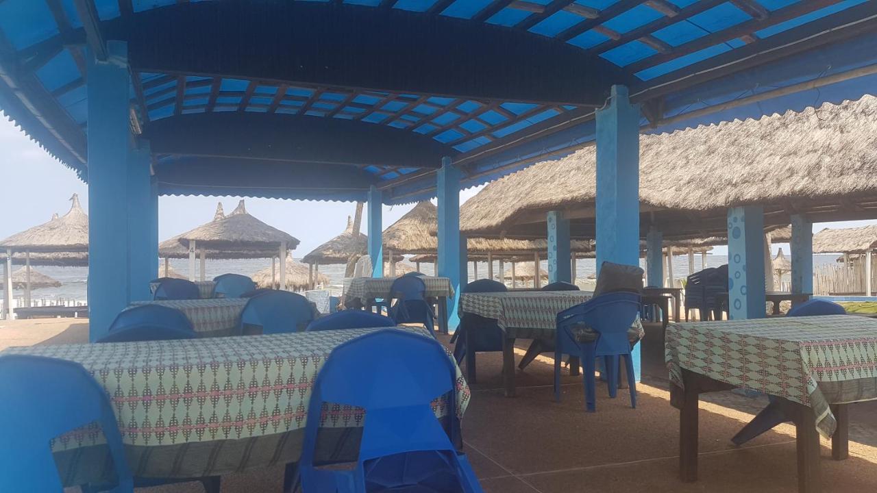 Hotel Capriccio Grand-Bassam Esterno foto