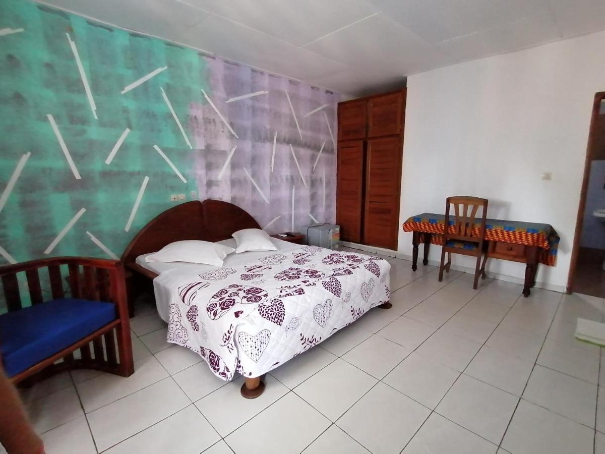 Hotel Capriccio Grand-Bassam Esterno foto